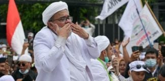 Indonesia Christians Fearful As Radical Cleric Returns